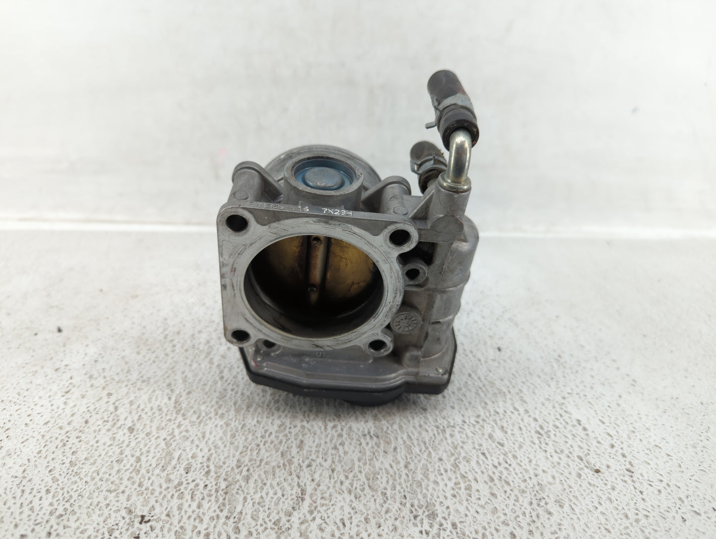 2007-2008 Infiniti G35 Throttle Body P/N:RME60-16 RME60-21 Fits OEM Used Auto Parts - Oemusedautoparts1.com