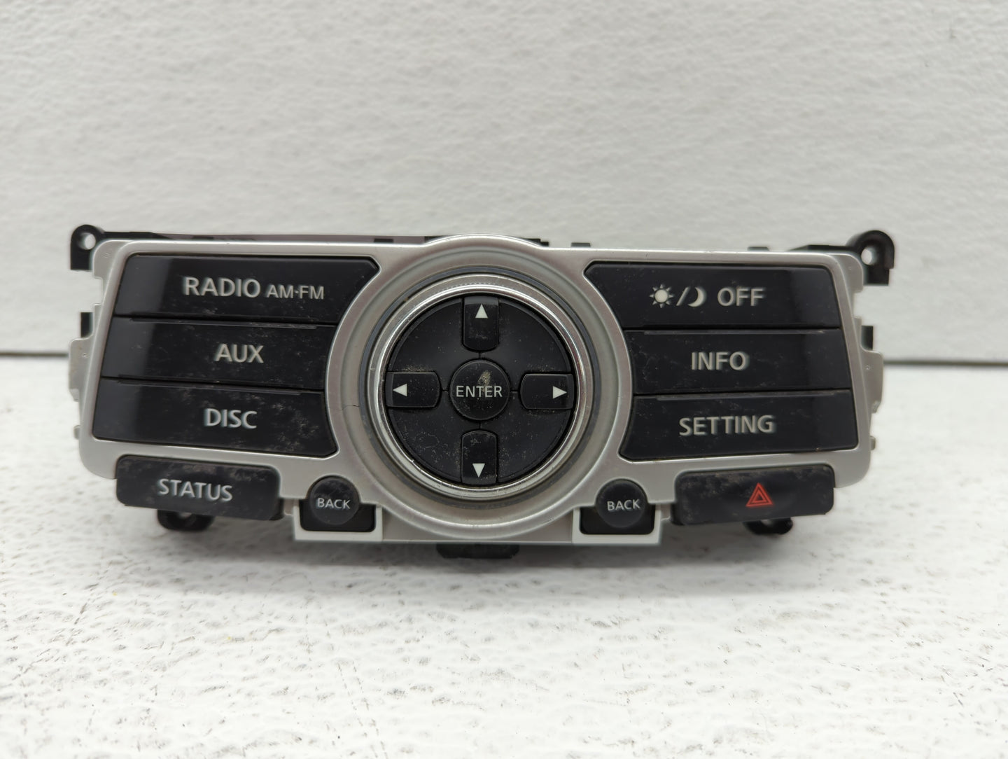 2007-2008 Infiniti G35 Information Display Screen - Oemusedautoparts1.com