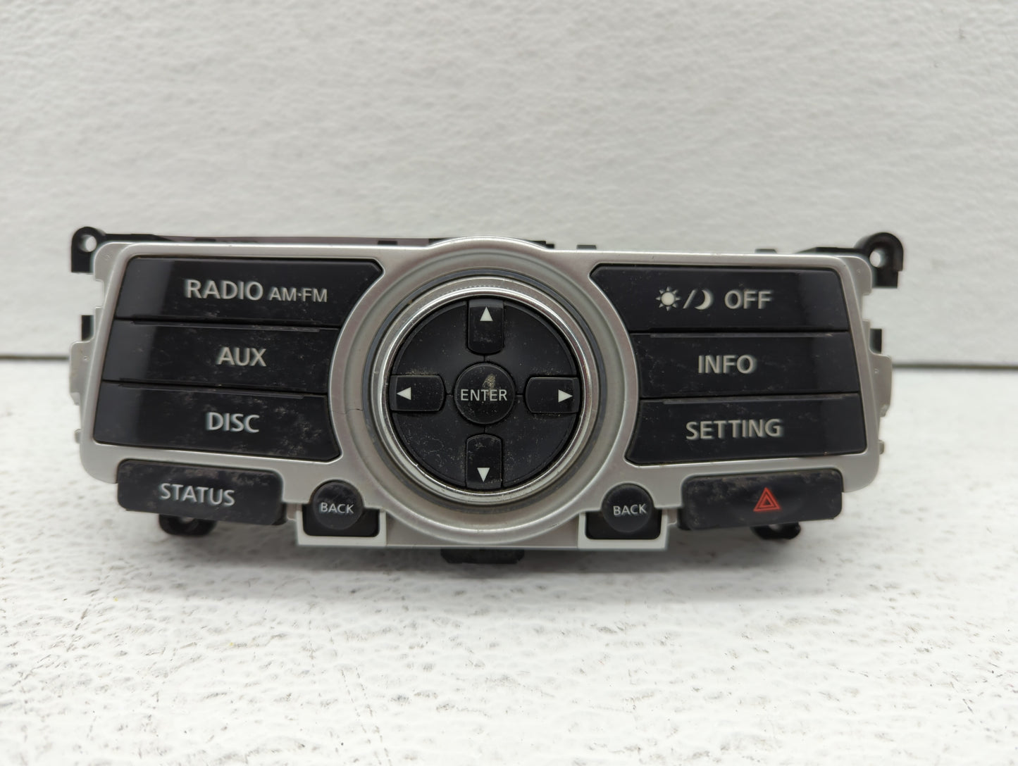 2007-2008 Infiniti G35 Information Display Screen - Oemusedautoparts1.com