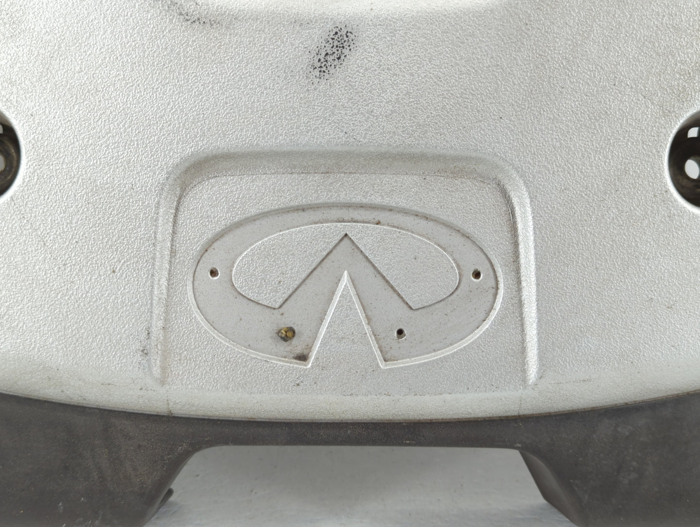 2008 Infiniti G35 Engine Cover - Oemusedautoparts1.com