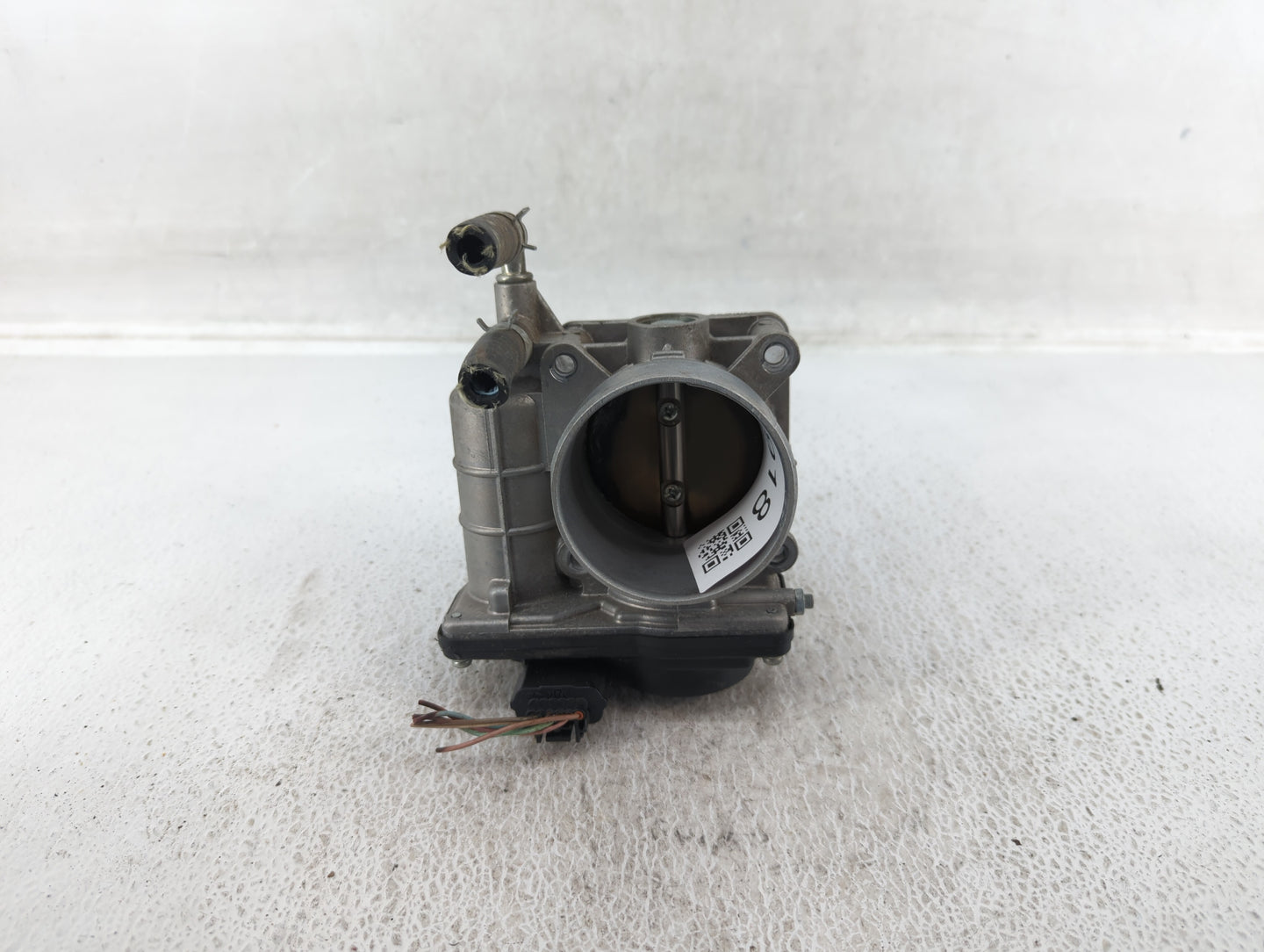 2007-2008 Infiniti G35 Throttle Body P/N:RME60-16 RME60-21 Fits OEM Used Auto Parts - Oemusedautoparts1.com
