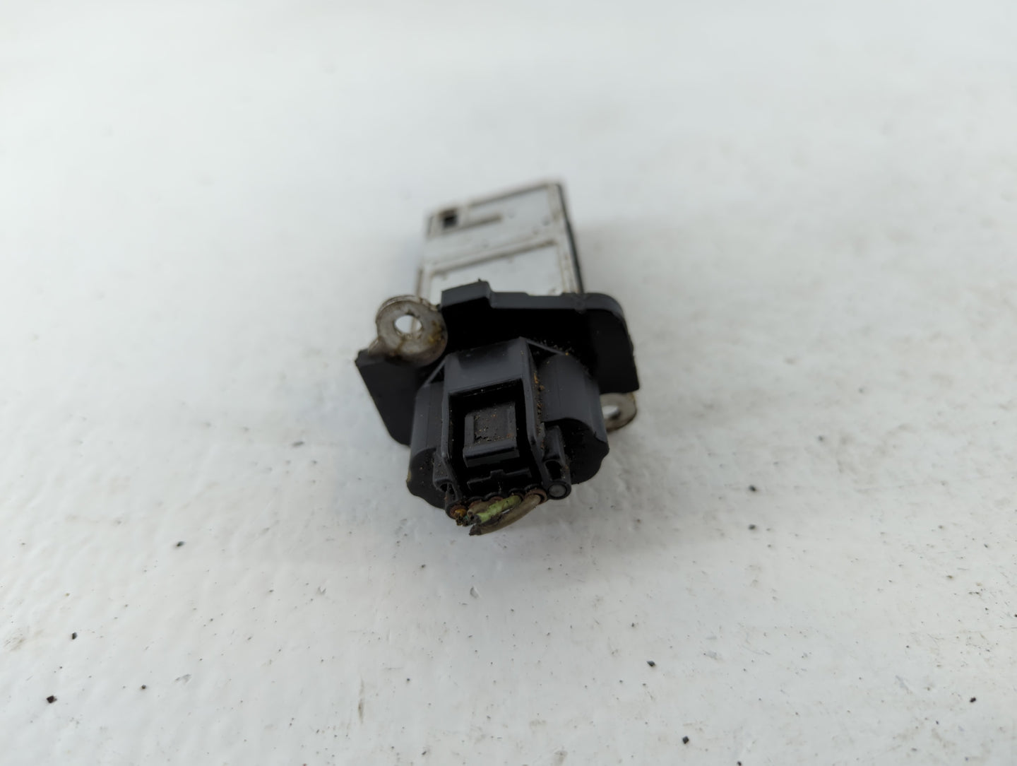 2003-2008 Infiniti G35 Mass Air Flow Meter Maf - Oemusedautoparts1.com