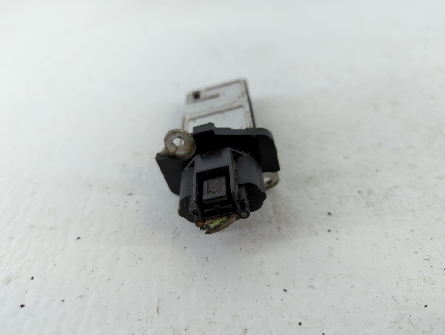 2003-2008 Infiniti G35 Mass Air Flow Meter Maf - Oemusedautoparts1.com