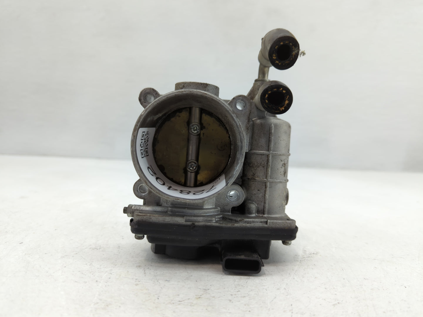 2007-2008 Infiniti G35 Throttle Body P/N:7Z01 526-02 Fits OEM Used Auto Parts - Oemusedautoparts1.com