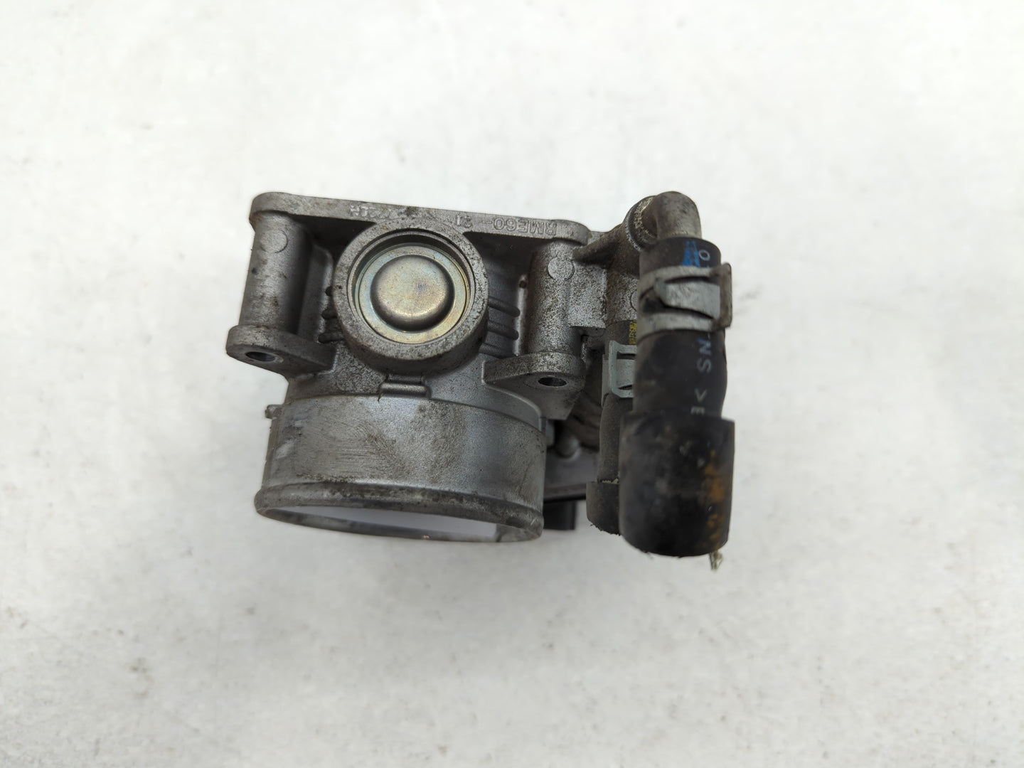 2007-2008 Infiniti G35 Throttle Body P/N:7Z01 526-02 Fits OEM Used Auto Parts - Oemusedautoparts1.com