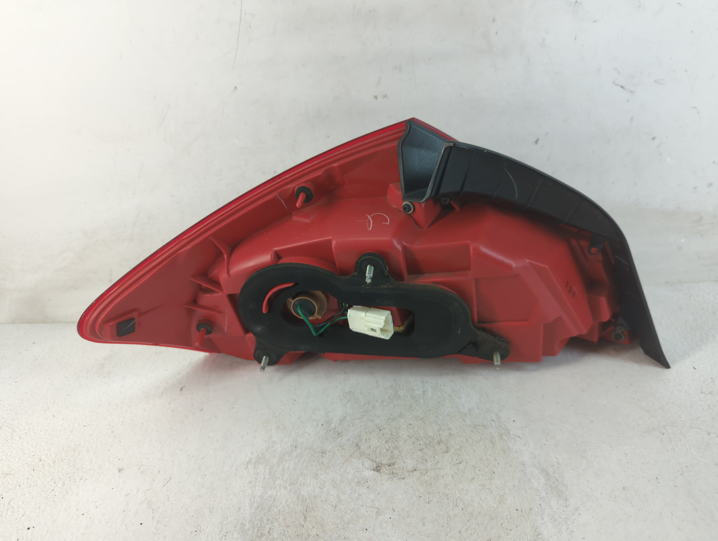 2007-2008 Infiniti G35 Tail Light Assembly Passenger Right OEM Fits Fits 2007 2008 2009 2010 2011 2012 2013 2015 OEM Used Au