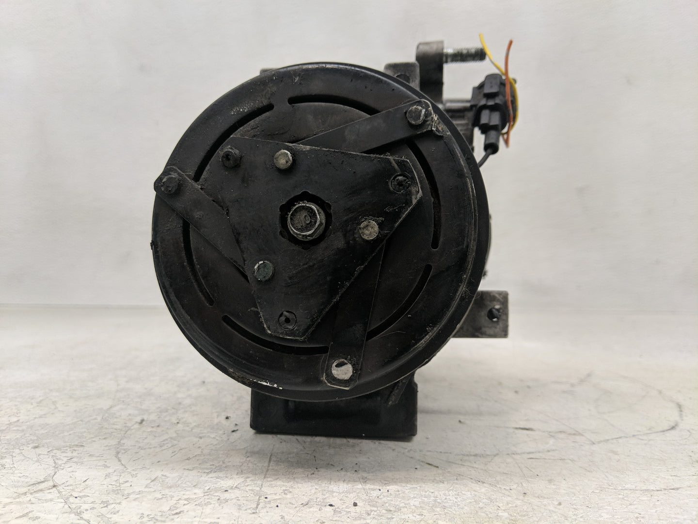 2008-2008 Infiniti G37 Air Conditioning A/c Ac Compressor Oem - Oemusedautoparts1.com