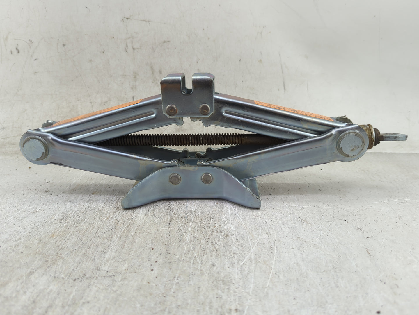 2008 Infiniti G37 Spare Scissor Car Jack - Oemusedautoparts1.com