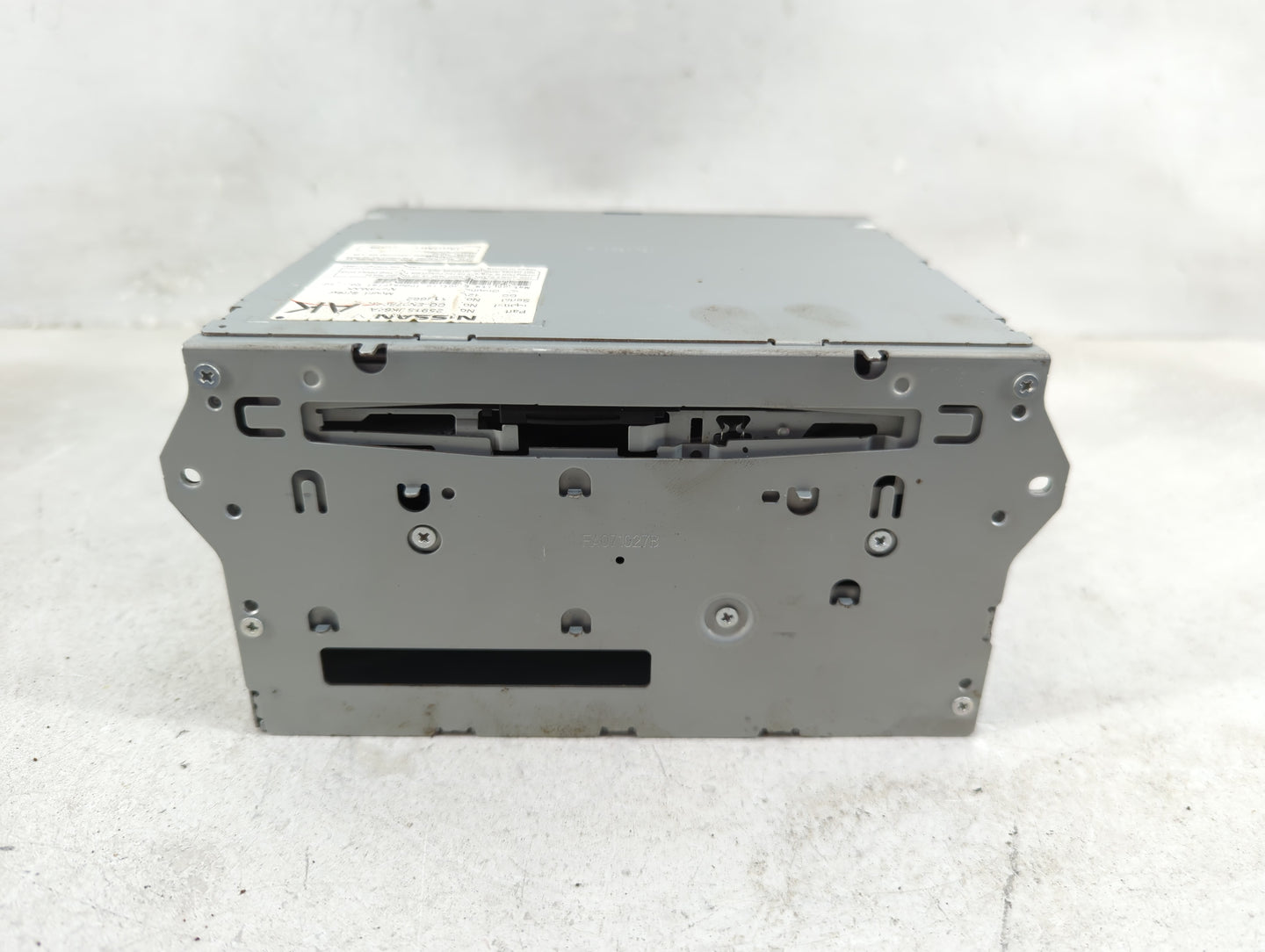 2008-2009 Infiniti G37 Radio AM FM Cd Player Receiver Replacement P/N:25915JK64A CQ-EN07B0AK Fits Fits 2008 2009 OEM Used Au