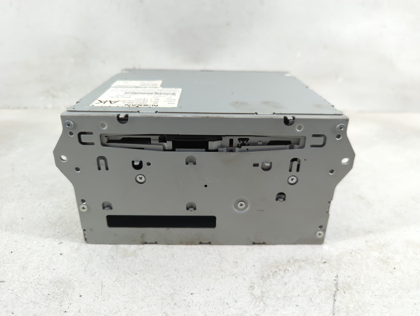 2008-2009 Infiniti G37 Radio AM FM Cd Player Receiver Replacement P/N:25915JK64A CQ-EN07B0AK Fits Fits 2008 2009 OEM Used Au