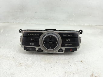 compare product 2008 Infiniti G37 Radio Control Panel