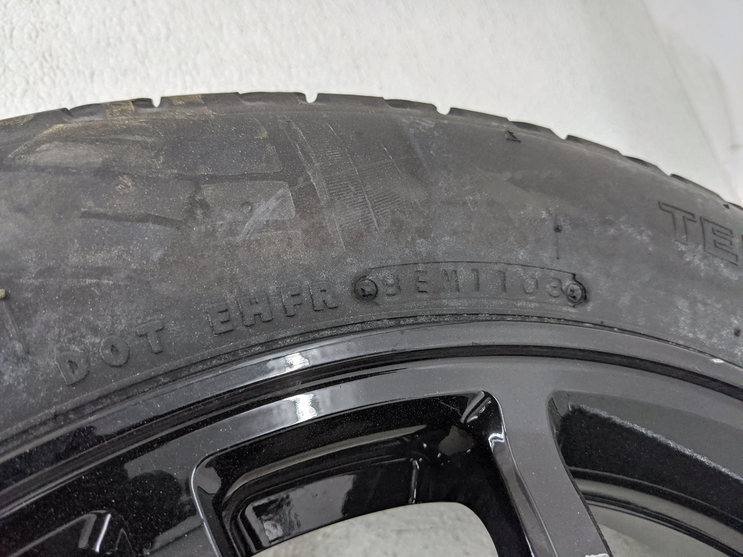 2008-2009 Infiniti G37 Spare Donut Tire Wheel Rim Oem 1455324 - Oemusedautoparts1.com