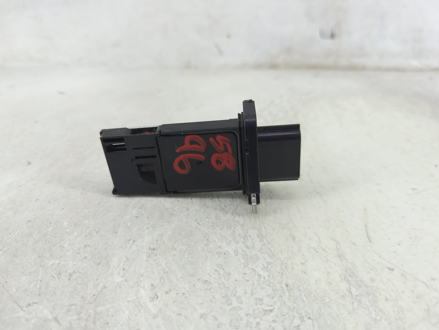 2008-2013 Infiniti G37 Mass Air Flow Meter Maf 1489928 - Oemusedautoparts1.com