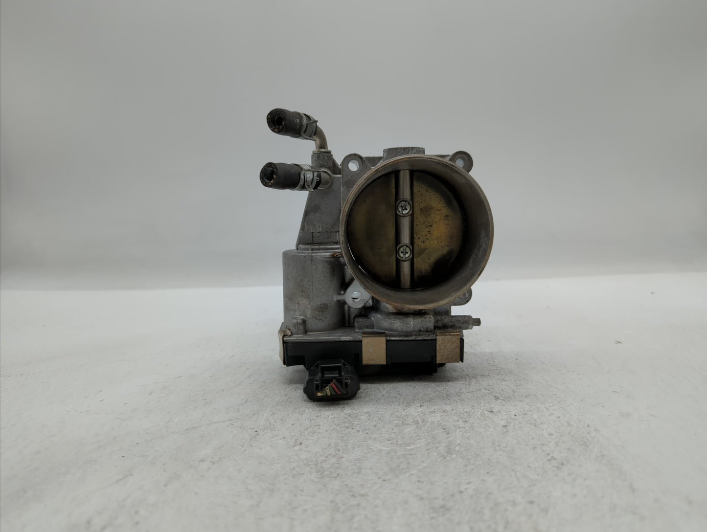 2008-2013 Infiniti G37 Throttle Body P/N:526-01 RME75 Fits OEM Used Auto Parts - Oemusedautoparts1.com