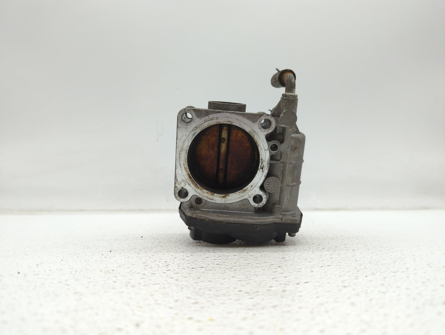 2008-2013 Infiniti G37 Throttle Body P/N:526-01 RME75 Fits OEM Used Auto Parts - Oemusedautoparts1.com