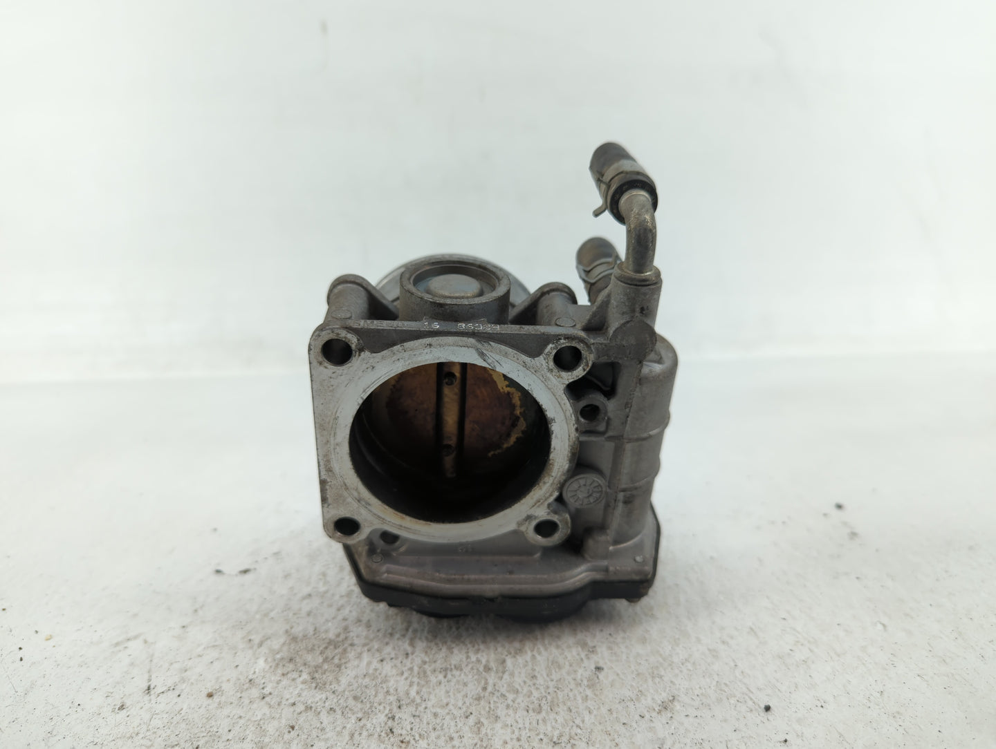 2008-2013 Infiniti G37 Throttle Body P/N:526-02 RME60-16 Fits OEM Used Auto Parts - Oemusedautoparts1.com
