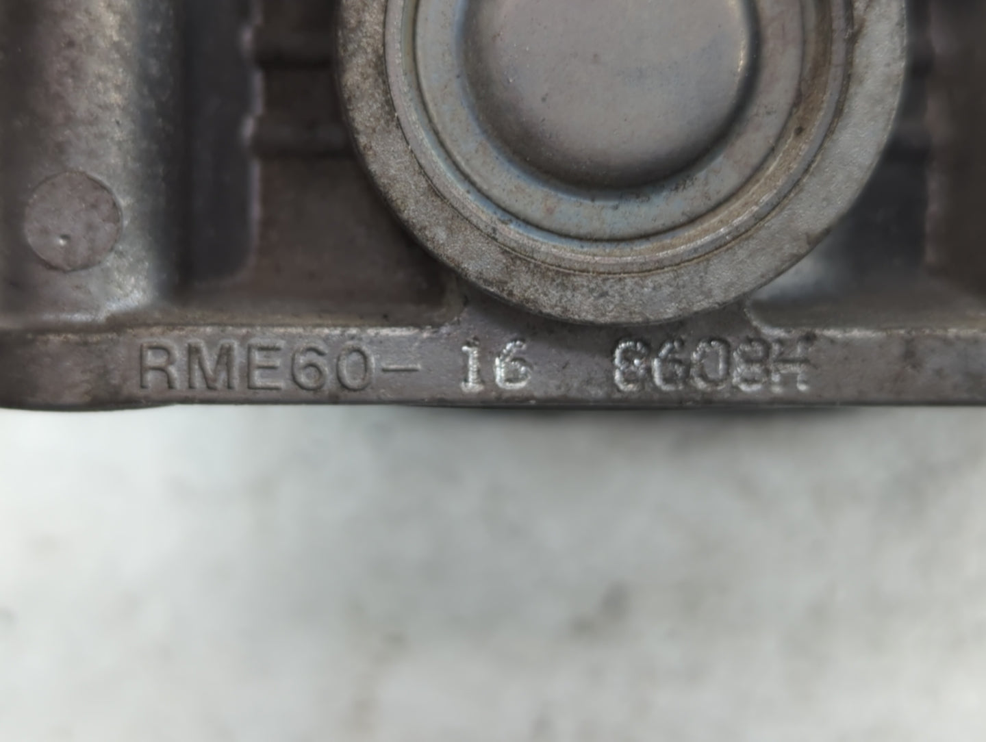 2008-2013 Infiniti G37 Throttle Body P/N:526-02 RME60-16 Fits OEM Used Auto Parts - Oemusedautoparts1.com