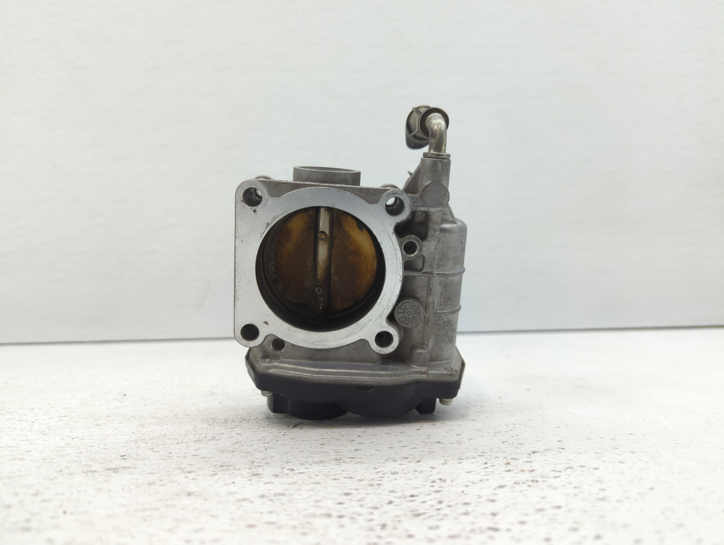 2008-2013 Infiniti G37 Throttle Body P/N:526-02 RME60-16 Fits OEM Used Auto Parts - Oemusedautoparts1.com