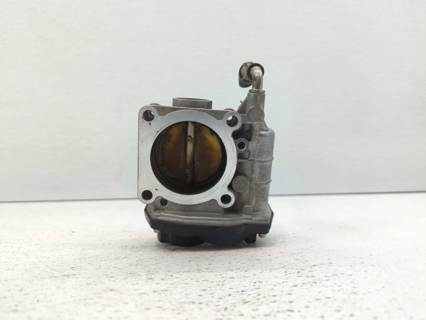 2008-2013 Infiniti G37 Throttle Body P/N:526-02 RME60-16 Fits OEM Used Auto Parts - Oemusedautoparts1.com