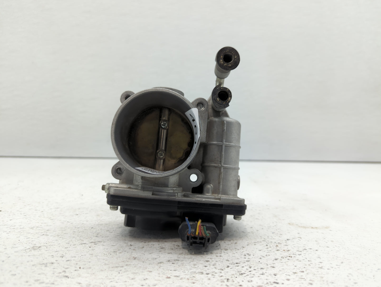 2008-2013 Infiniti G37 Throttle Body P/N:526-02 RME60-21 Fits OEM Used Auto Parts - Oemusedautoparts1.com