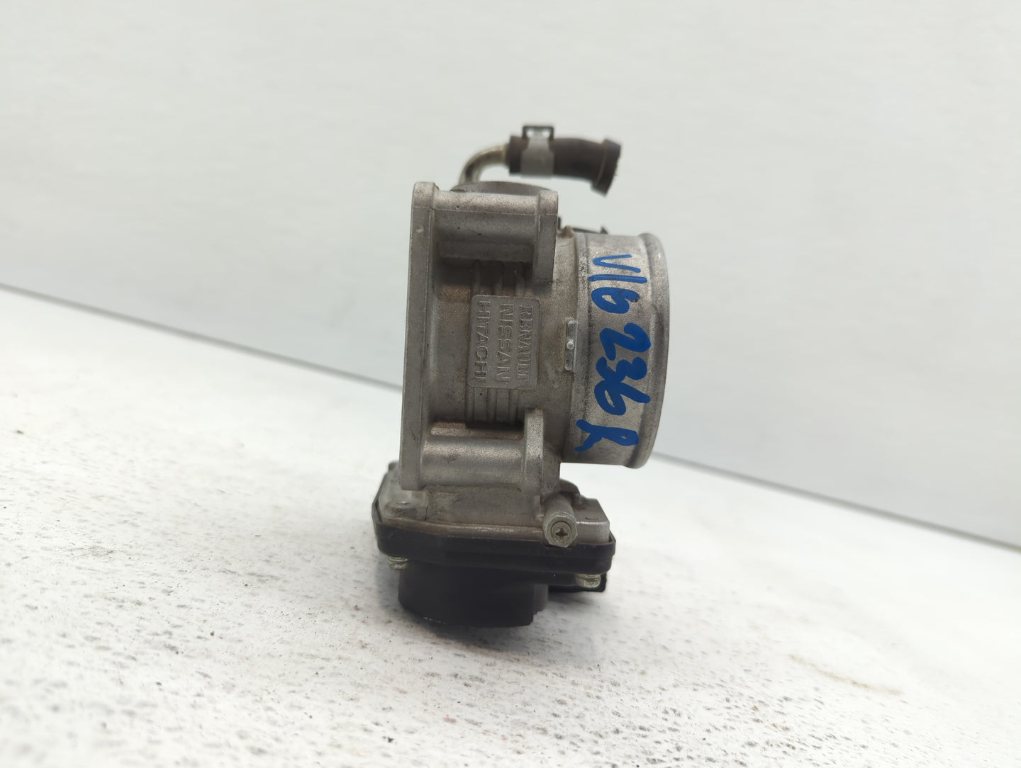 2008-2013 Infiniti G37 Throttle Body P/N:526-02 RME60-21 Fits OEM Used Auto Parts - Oemusedautoparts1.com