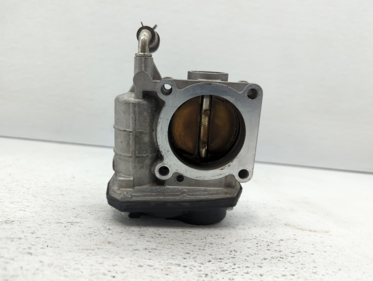 2008-2013 Infiniti G37 Throttle Body P/N:526-02 RME60-21 Fits OEM Used Auto Parts - Oemusedautoparts1.com