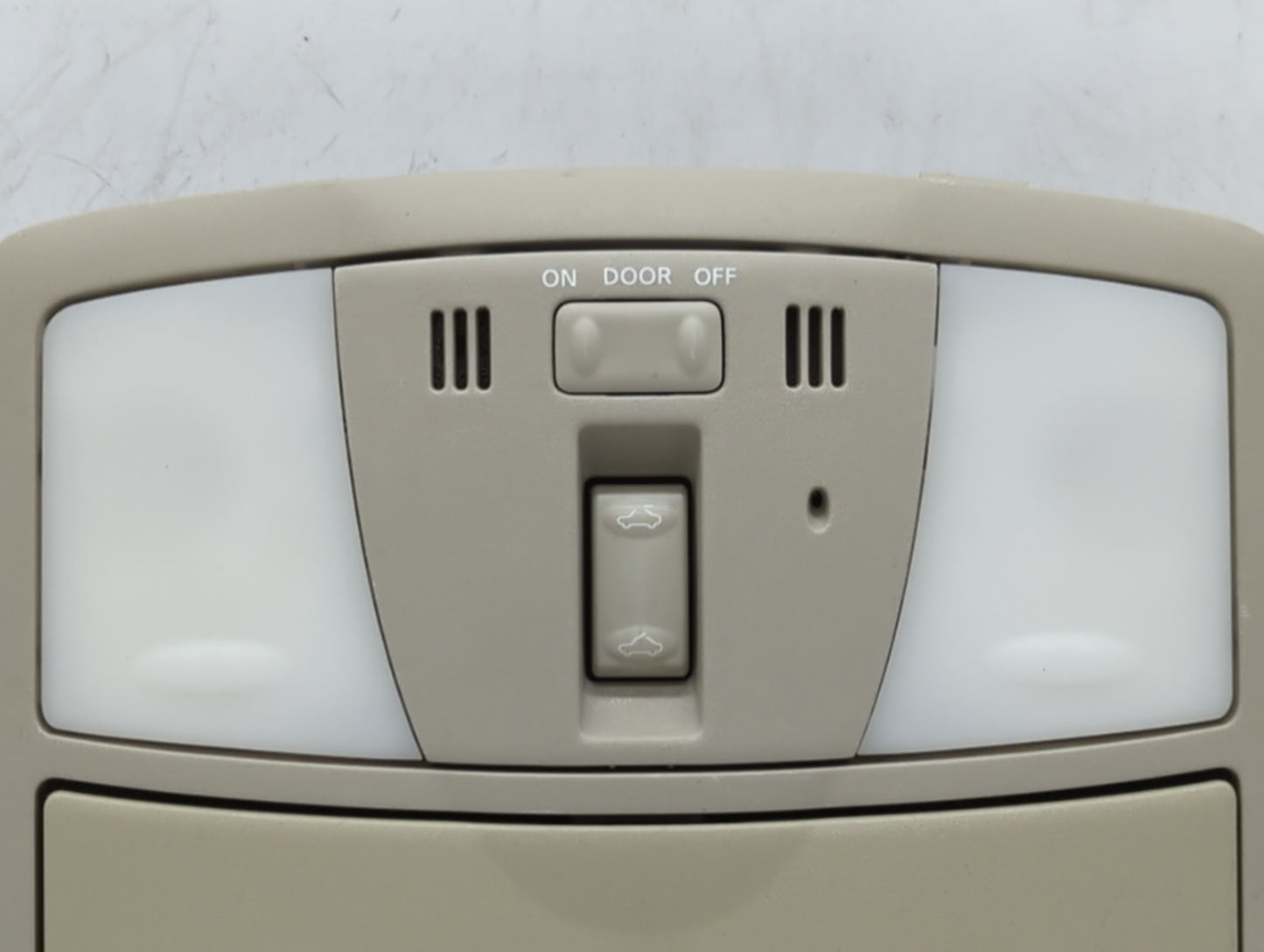 2008 Infiniti G37 Overhead Roof Console Beige - Oemusedautoparts1.com