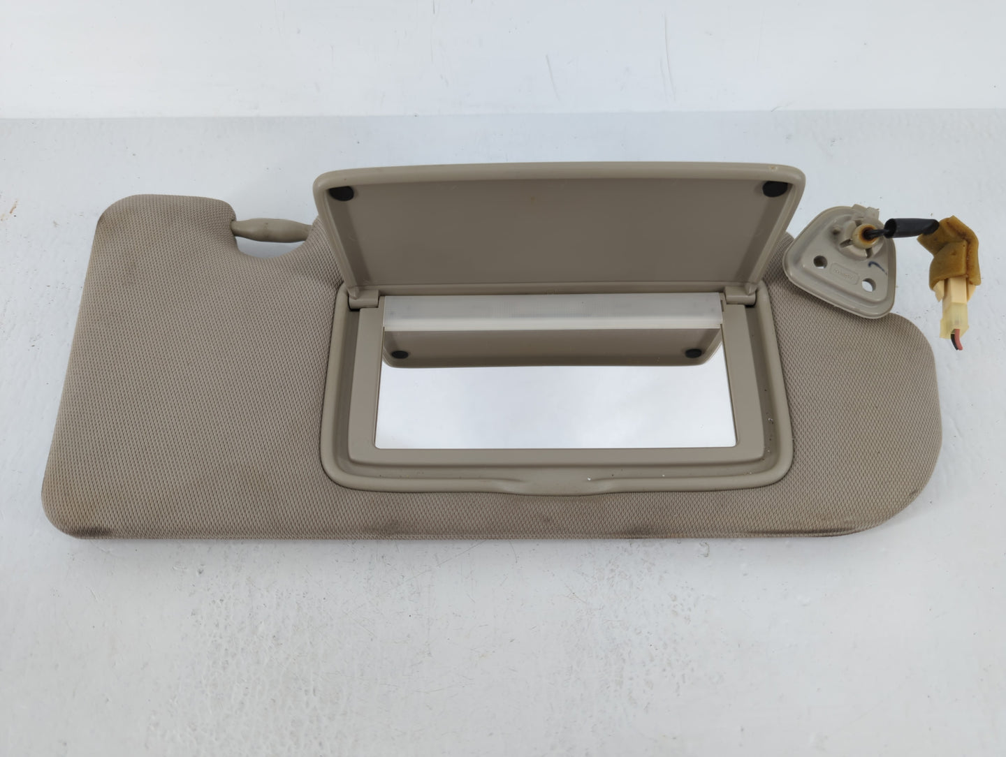 2008 Infiniti G37 Sun Visor Shade Replacement Passenger Right Mirror Fits OEM Used Auto Parts - Oemusedautoparts1.com