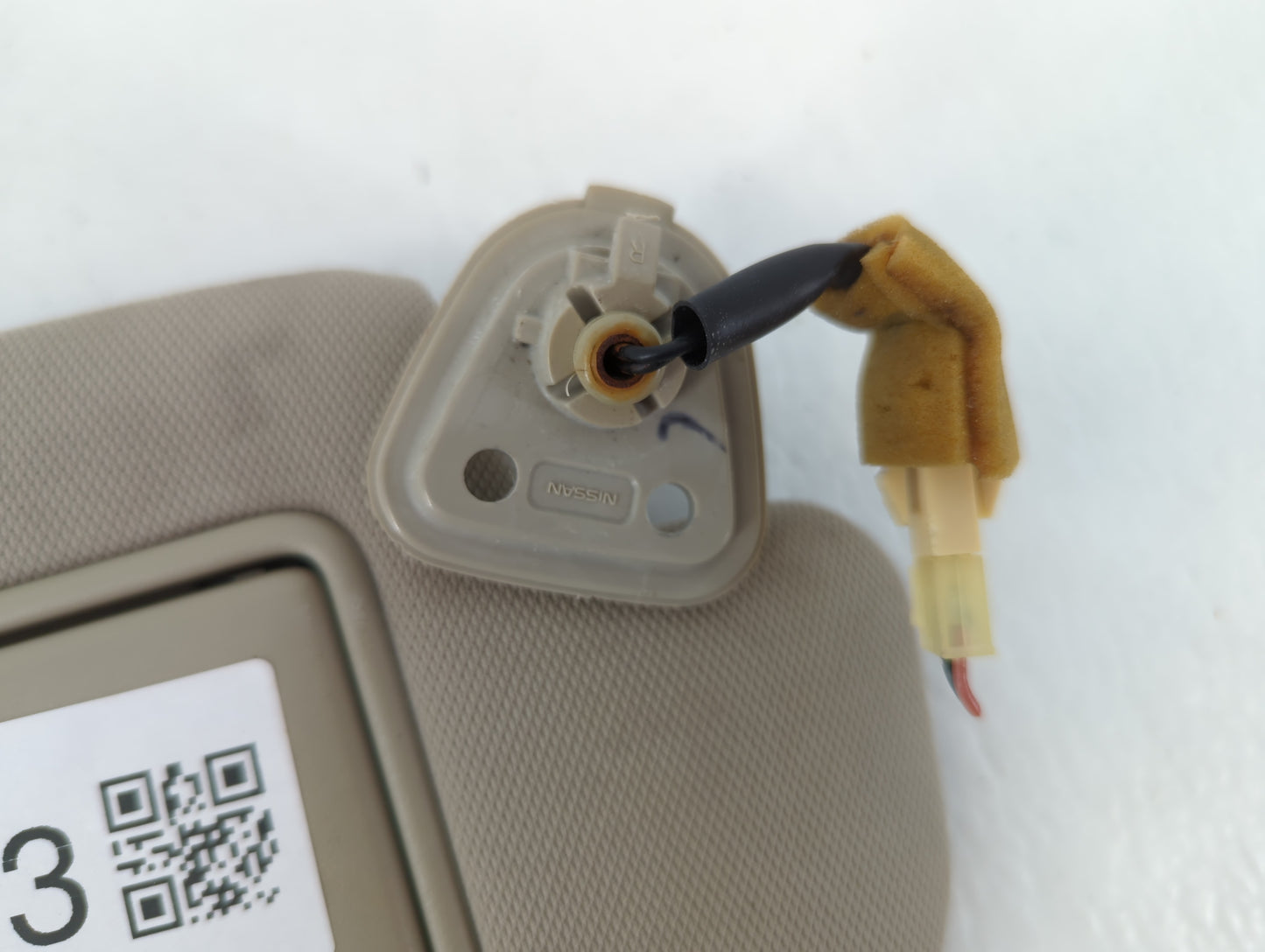 2008 Infiniti G37 Sun Visor Shade Replacement Passenger Right Mirror Fits OEM Used Auto Parts - Oemusedautoparts1.com