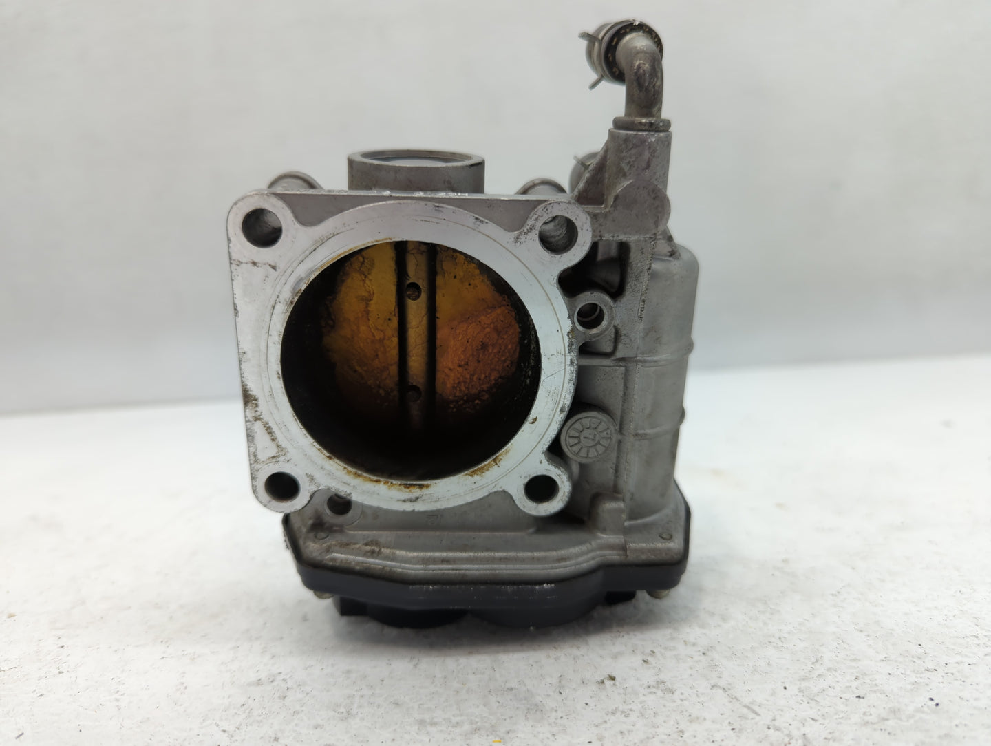 2008-2013 Infiniti G37 Throttle Body P/N:G 8119 1 526-01 Fits OEM Used Auto Parts - Oemusedautoparts1.com