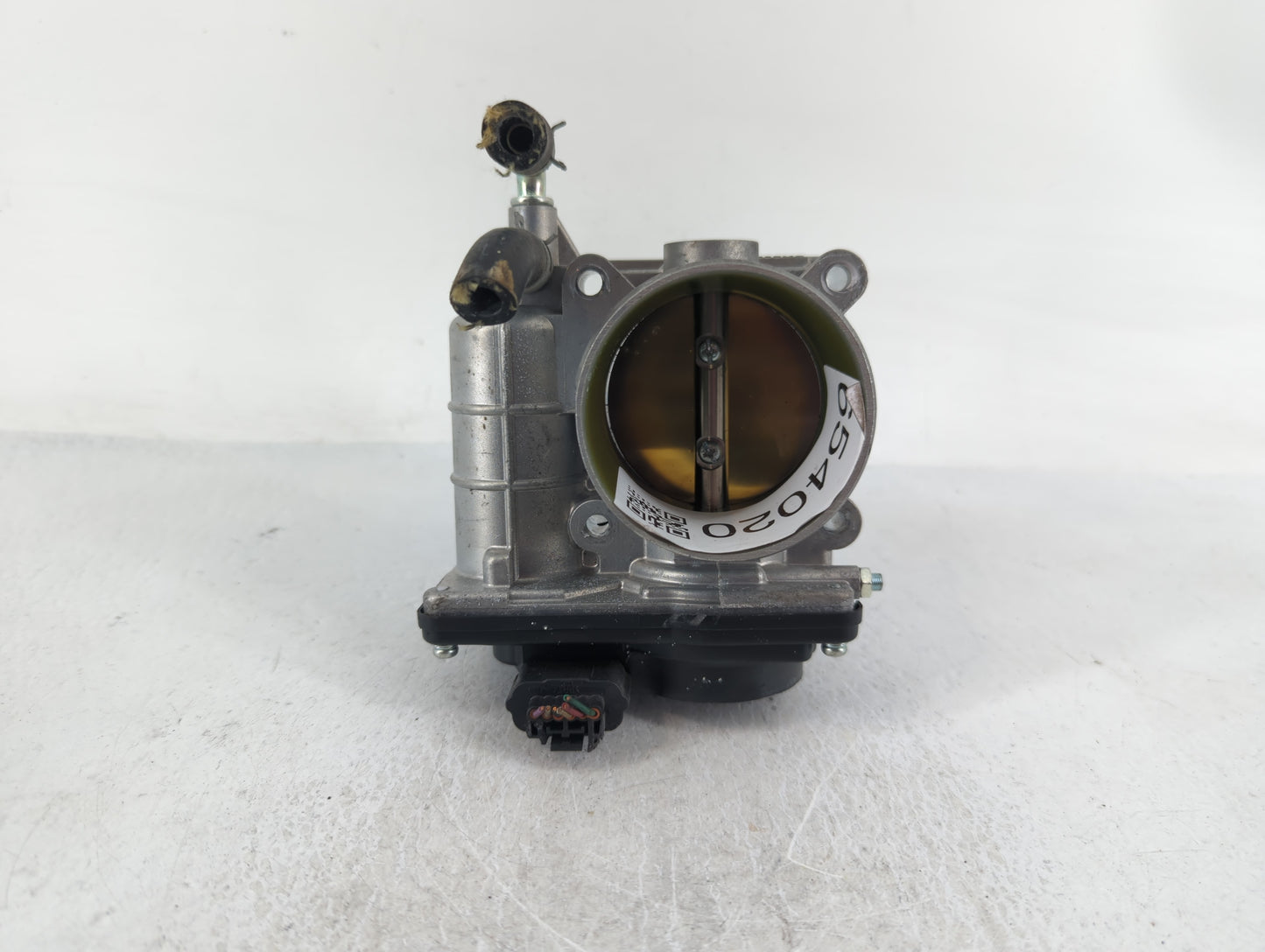 2008-2013 Infiniti G37 Throttle Body P/N:K 2704 2 526-01 Fits OEM Used Auto Parts - Oemusedautoparts1.com