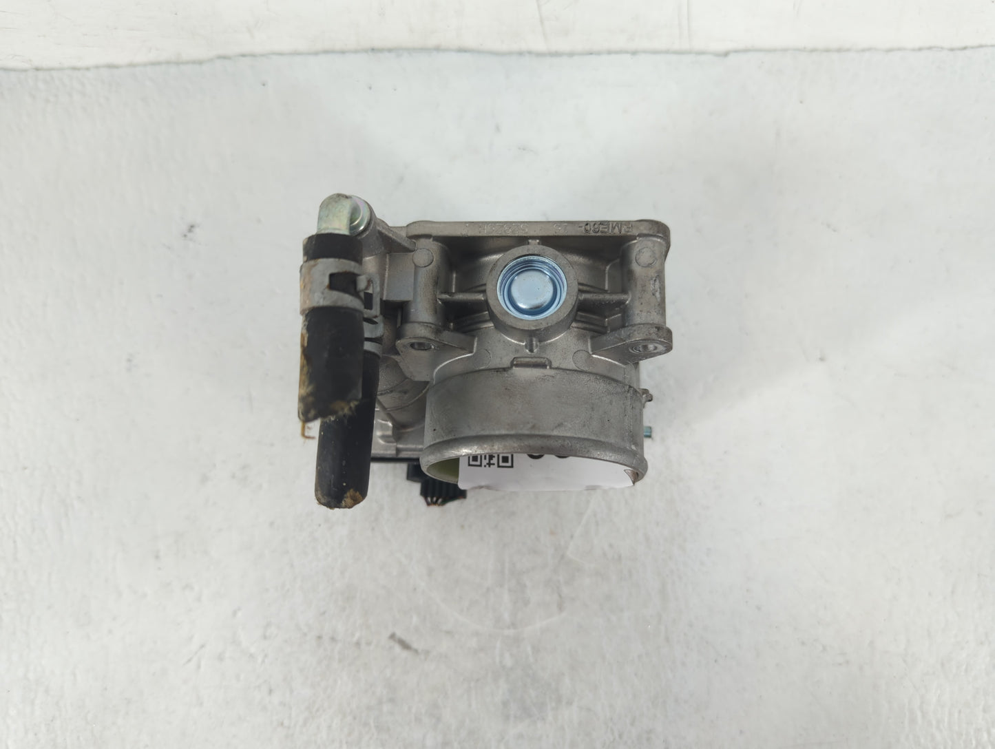 2008-2013 Infiniti G37 Throttle Body P/N:K 2704 2 526-01 Fits OEM Used Auto Parts - Oemusedautoparts1.com