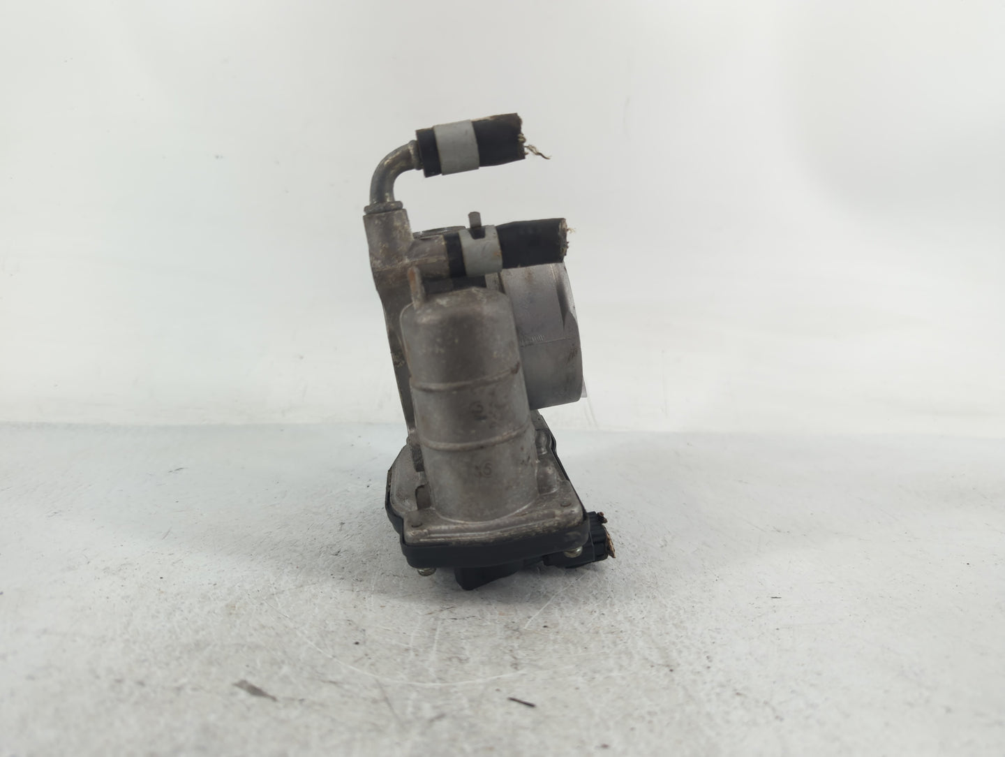 2008-2013 Infiniti G37 Throttle Body P/N:K 5422 526-01 Fits OEM Used Auto Parts - Oemusedautoparts1.com