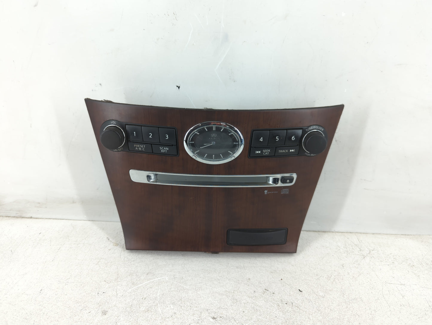 2008-2010 Infiniti M35 Radio AM FM Cd Player Receiver Replacement P/N:68260EJ7 Fits Fits 2008 2009 2010 OEM Used Auto Parts 