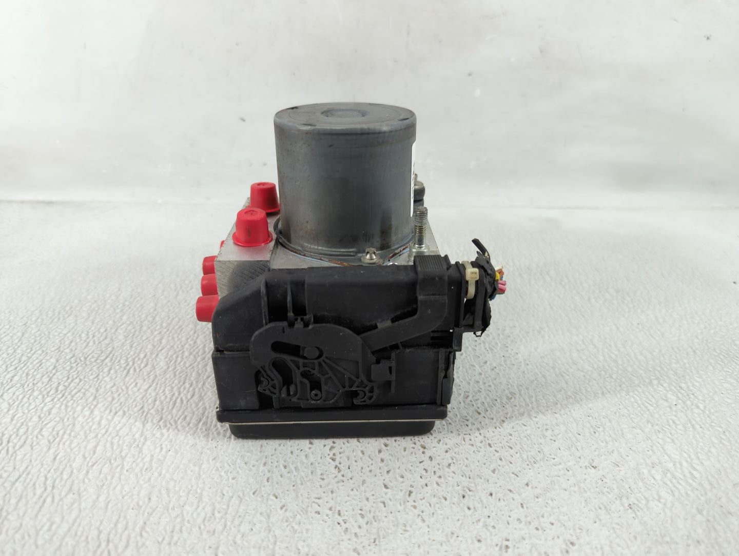 2008 Infiniti M35 ABS Pump Control Module Replacement P/N:47660 EJ70E Fits OEM Used Auto Parts - Oemusedautoparts1.com