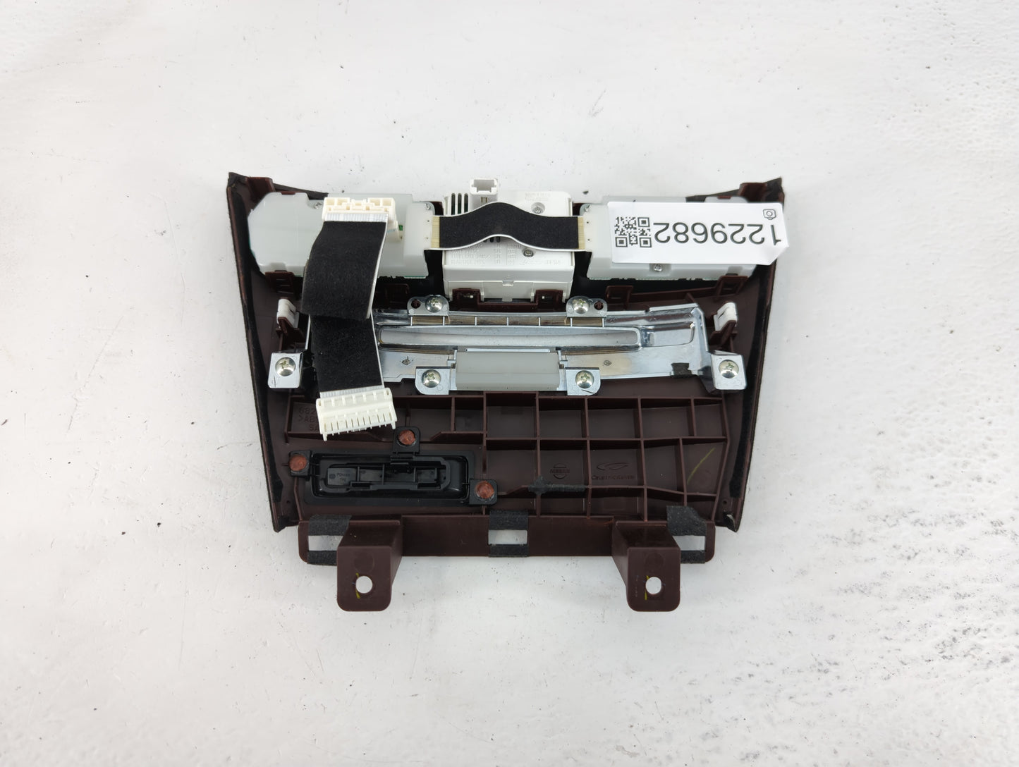 2008-2010 Infiniti M35 Radio AM FM Cd Player Receiver Replacement Fits Fits 2008 2009 2010 OEM Used Auto Parts - Oemusedauto