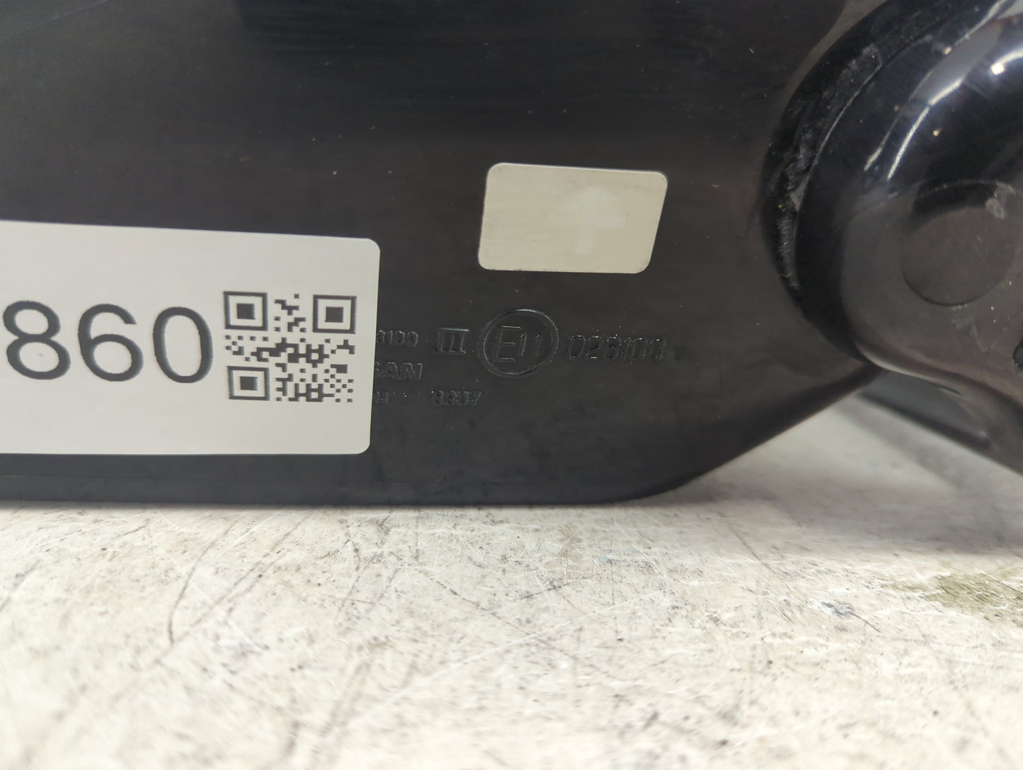 2008-2010 Infiniti M35 Passenger Side View Mirror - Right Door Mirror OEM Used - Oemusedautoparts1.com