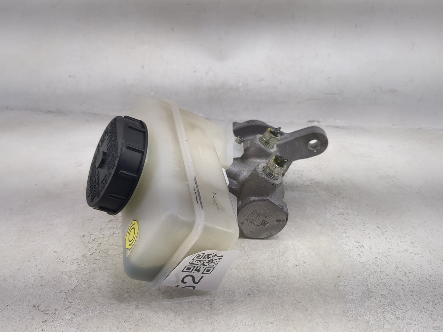 2006-2010 Infiniti M35 Brake Master Cylinder - Oemusedautoparts1.com