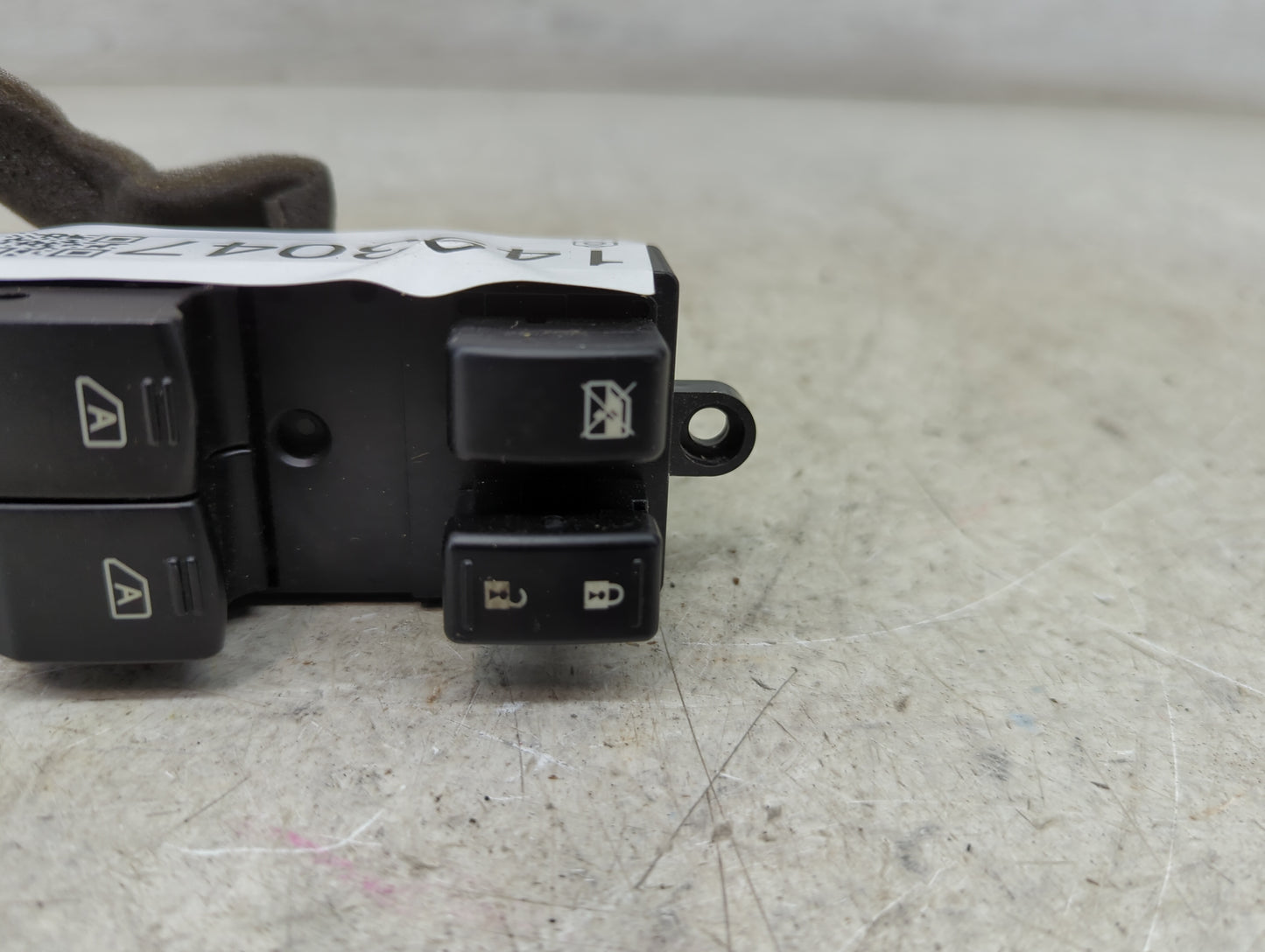 2008-2010 Infiniti M35 Master Power Window Switch Replacement Driver Side Left Fits Fits 2008 2009 2010 OEM Used Auto Parts 