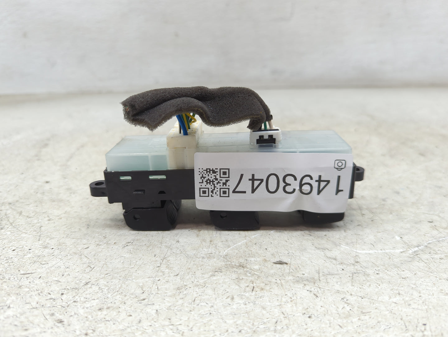 2008-2010 Infiniti M35 Master Power Window Switch Replacement Driver Side Left Fits Fits 2008 2009 2010 OEM Used Auto Parts 