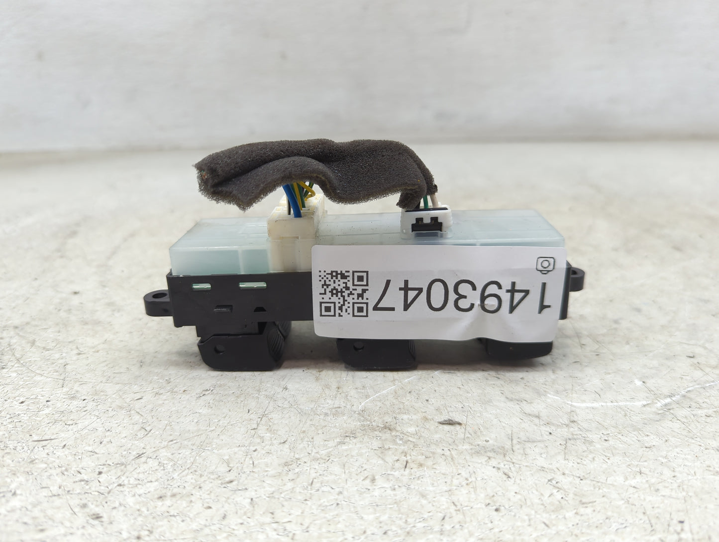 2008-2010 Infiniti M35 Master Power Window Switch Replacement Driver Side Left Fits Fits 2008 2009 2010 OEM Used Auto Parts 