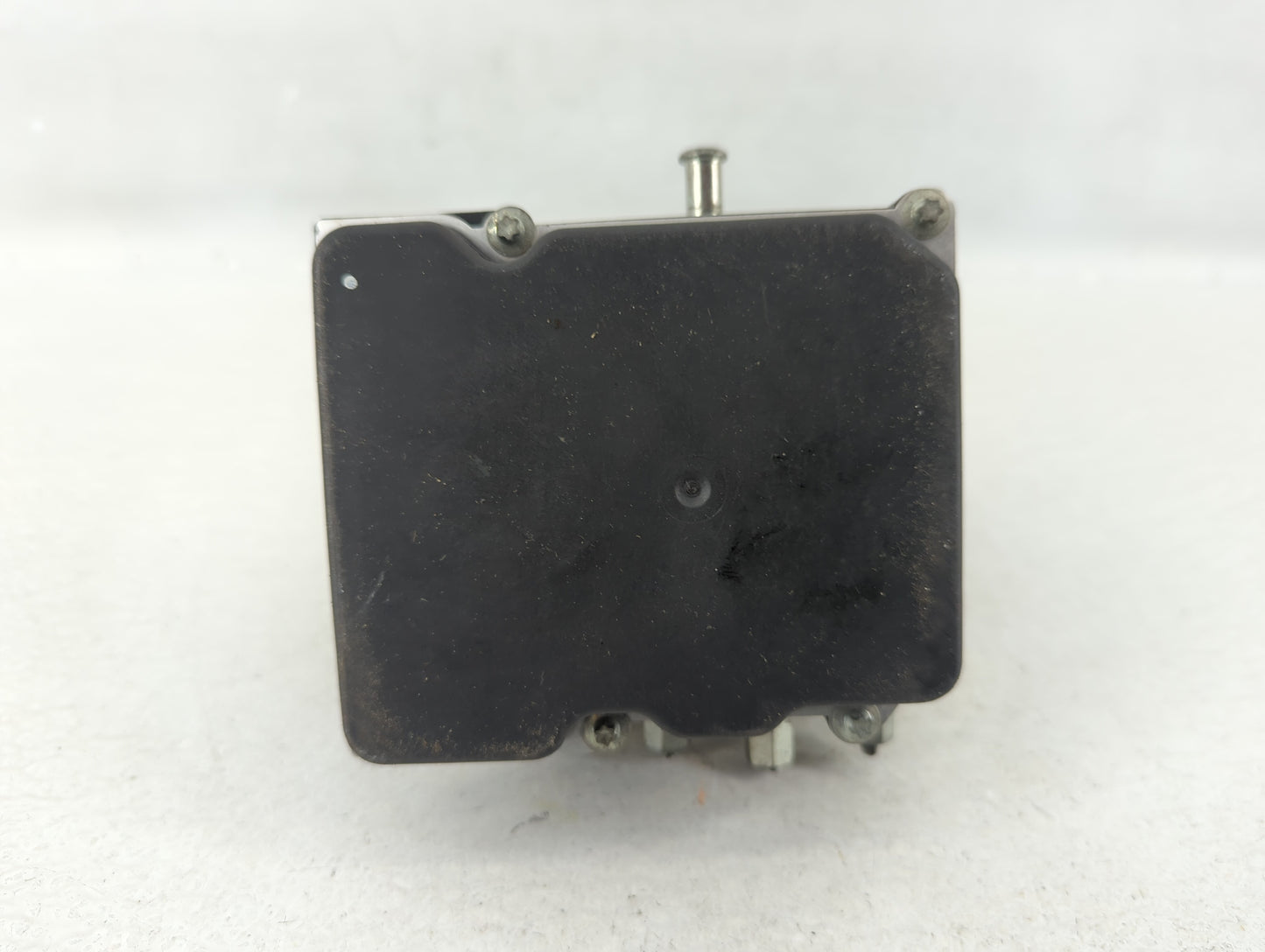 2008 Infiniti M35 ABS Pump Control Module Replacement P/N:47660 E J70B Fits OEM Used Auto Parts - Oemusedautoparts1.com