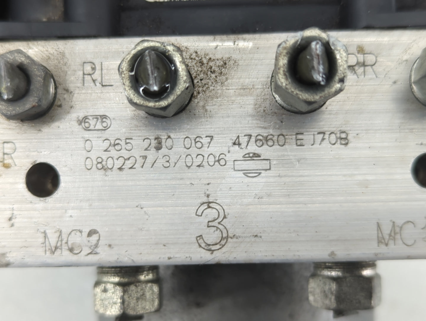 2008 Infiniti M35 ABS Pump Control Module Replacement P/N:47660 E J70B Fits OEM Used Auto Parts - Oemusedautoparts1.com