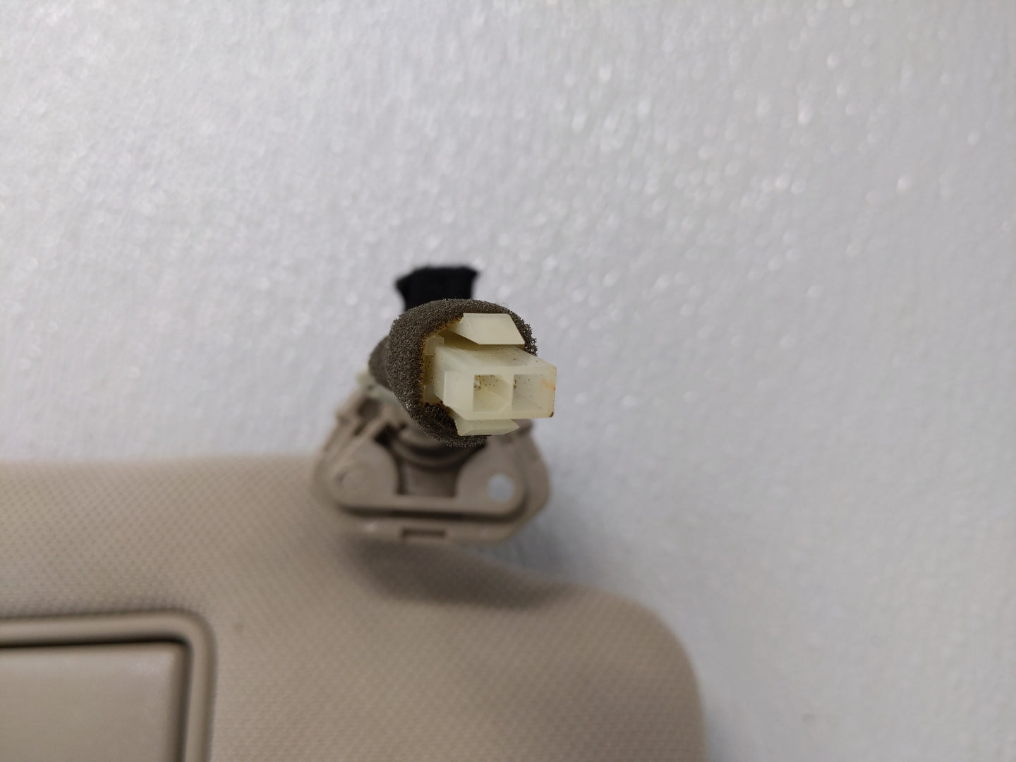 2006-2010 Infiniti M35 Sun Visor Shade Replacement Passenger Right Mirror Fits Fits 2006 2007 2008 2009 2010 OEM Used Auto P