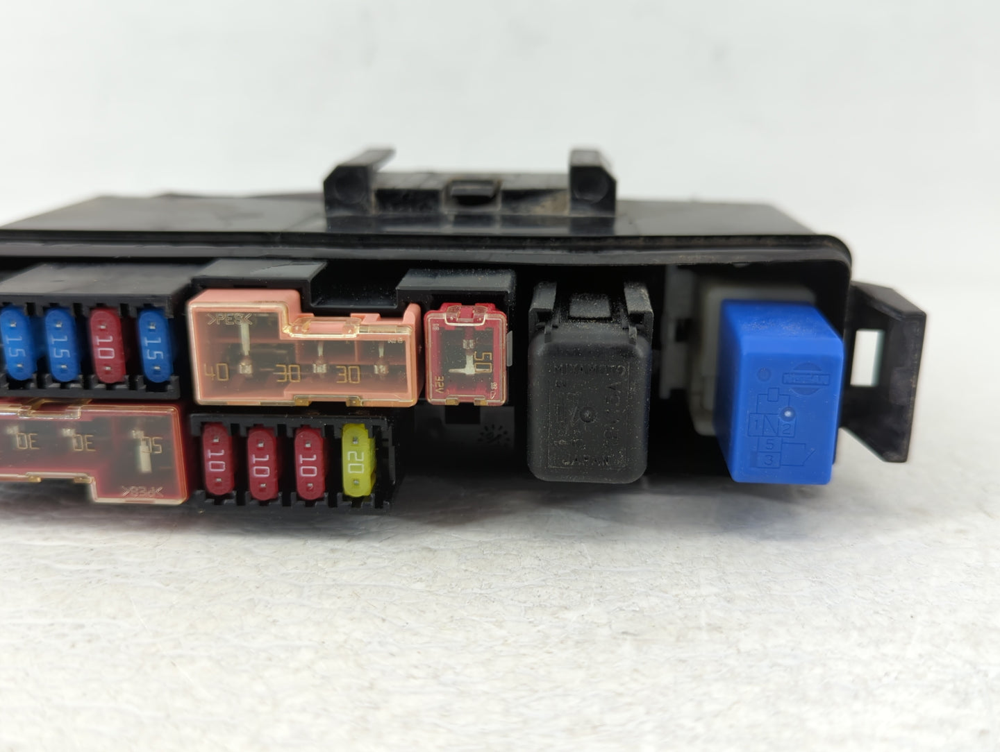 2006-2010 Infiniti M45 Fusebox Fuse Box Panel Relay Module P/N:284B7EG01A 24382 EG002 Fits Fits 2006 2007 2008 2009 2010 OEM