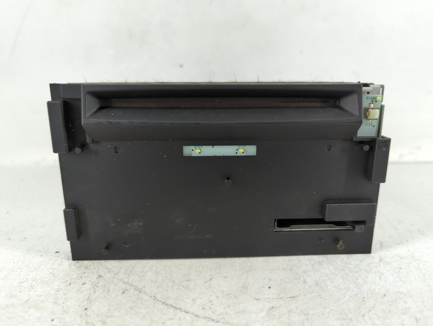 2008 Infiniti M45 Radio AM FM Cd Player Receiver Replacement P/N:25915 EJ70A Fits OEM Used Auto Parts - Oemusedautoparts1.co