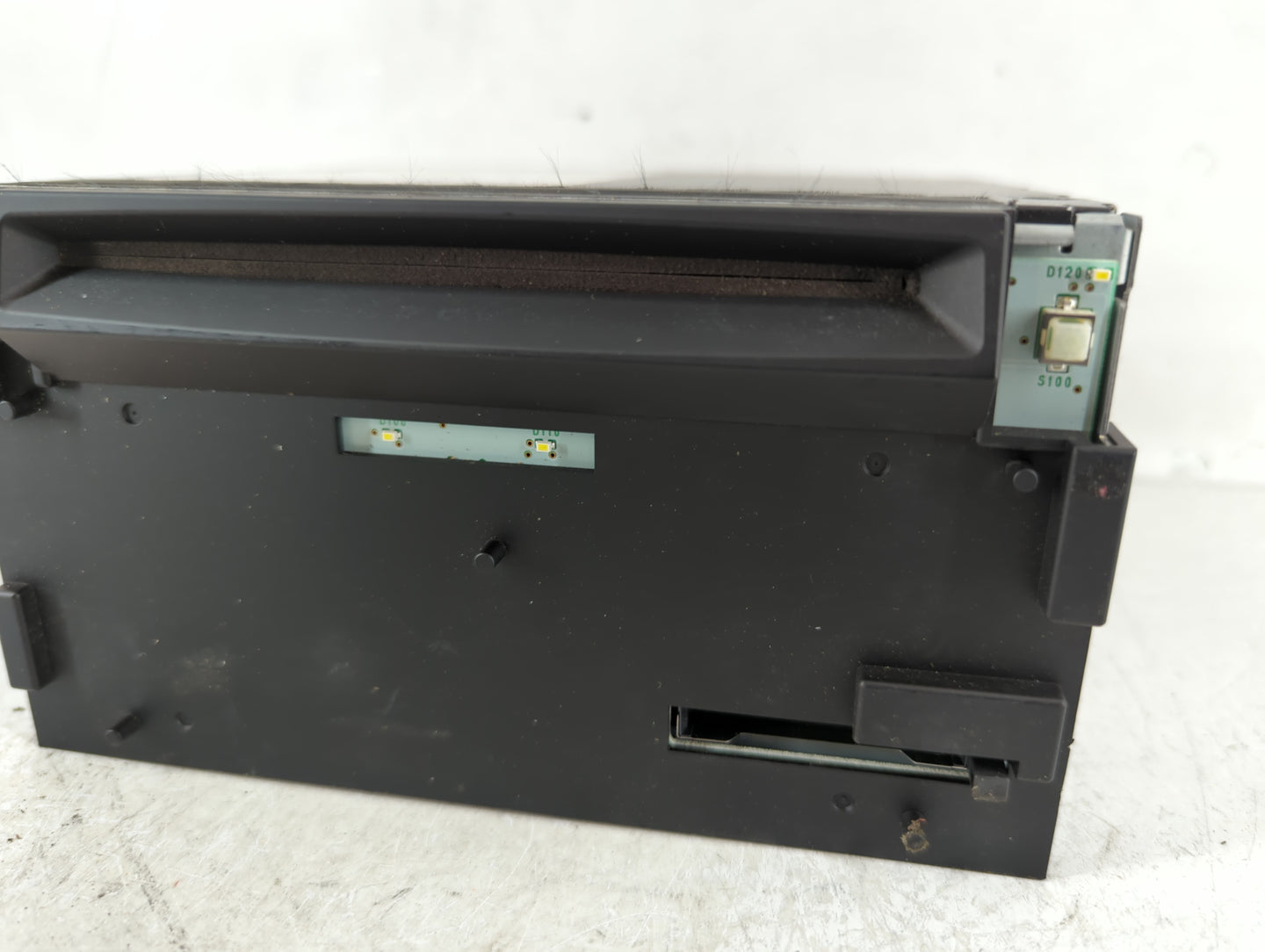 2008 Infiniti M45 Radio AM FM Cd Player Receiver Replacement P/N:25915 EJ70A Fits OEM Used Auto Parts - Oemusedautoparts1.co