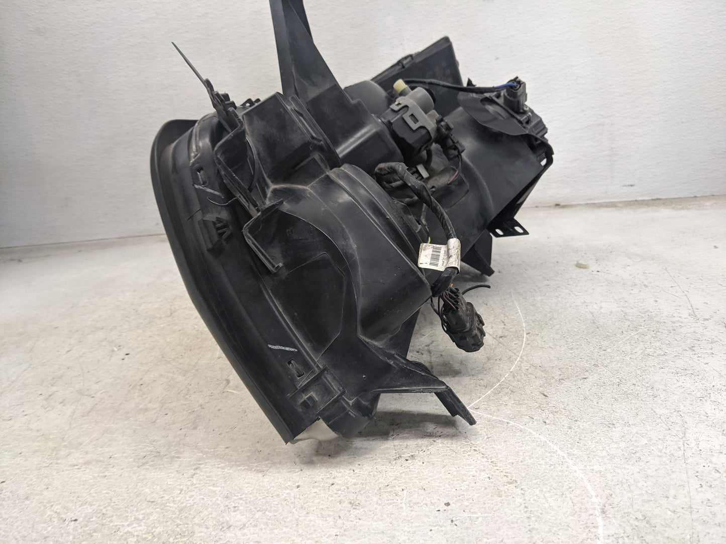 2005-2010 Infiniti Qx56 Passenger Right Oem Head Light Headlight Lamp 1462559 - Oemusedautoparts1.com