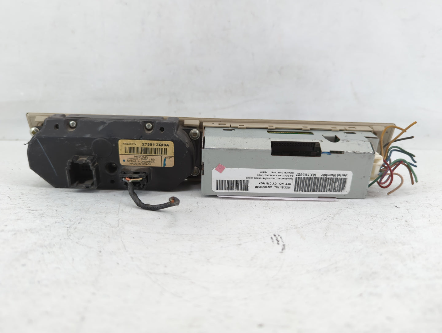 2008-2010 Infiniti Qx56 Radio AM FM Cd Player Receiver Replacement P/N:27501 ZQ10A Fits Fits 2008 2009 2010 OEM Used Auto Pa