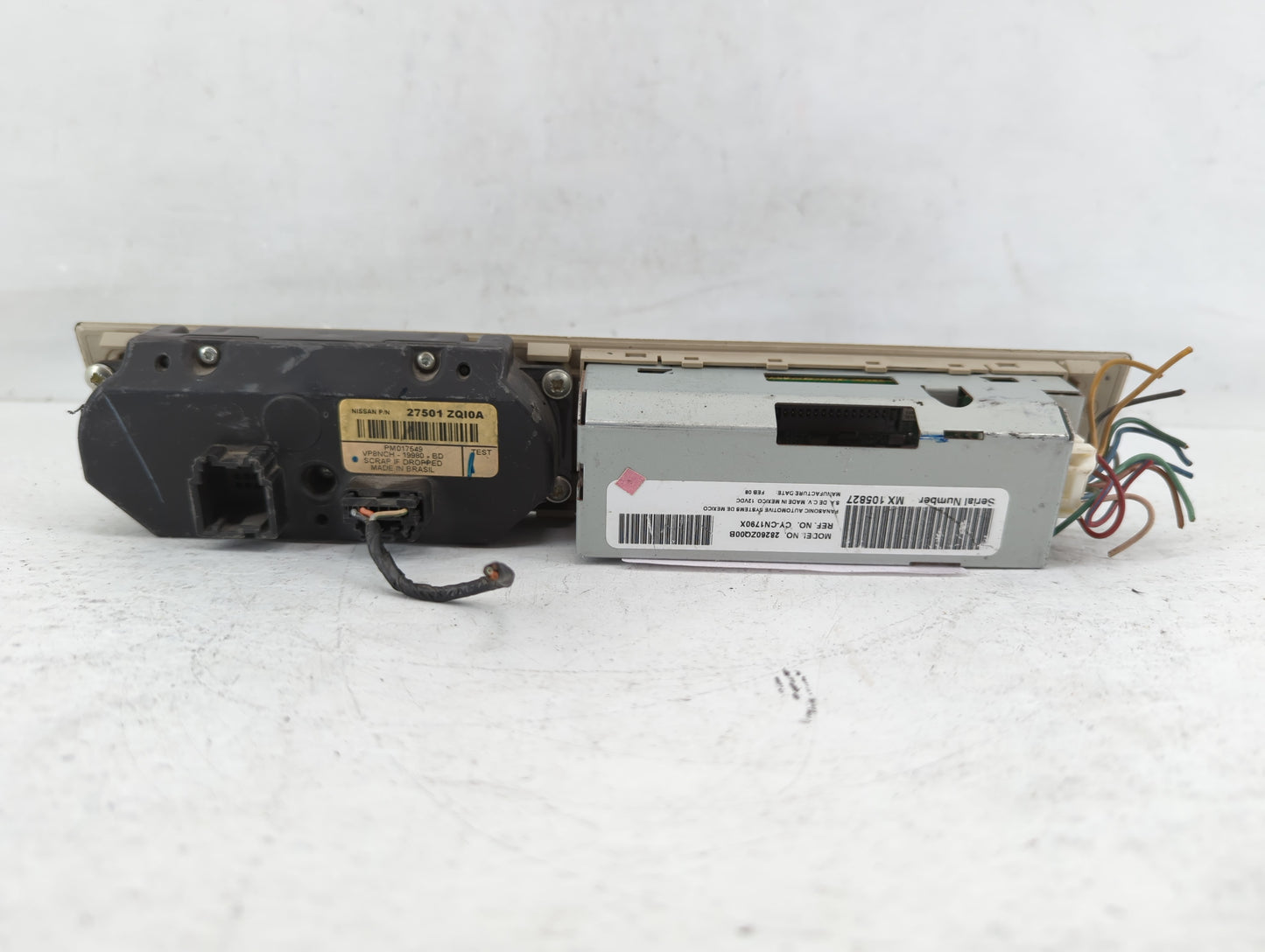 2008-2010 Infiniti Qx56 Radio AM FM Cd Player Receiver Replacement P/N:27501 ZQ10A Fits Fits 2008 2009 2010 OEM Used Auto Pa